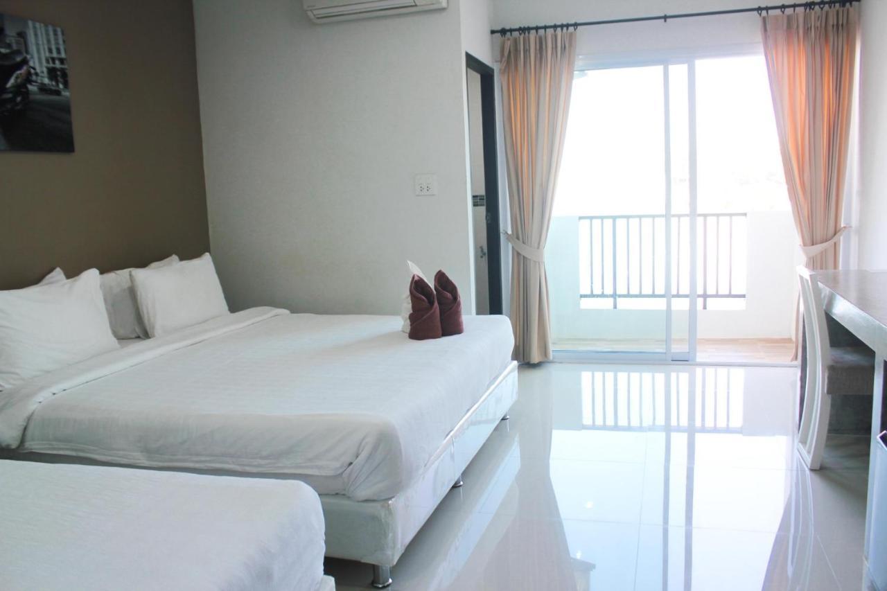 Plus Hotel Loei Eksteriør bilde