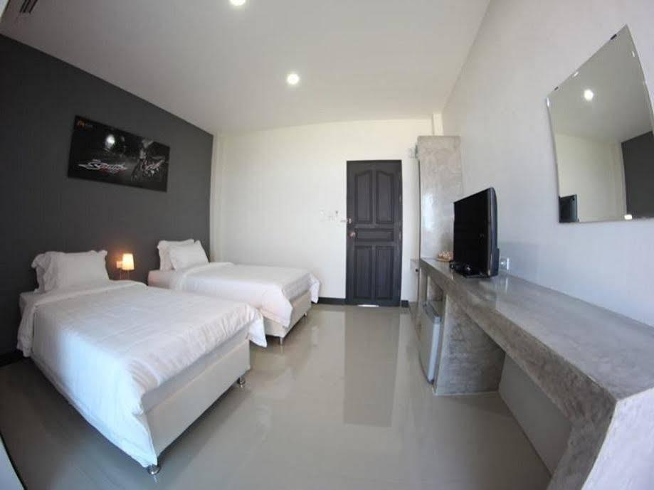 Plus Hotel Loei Eksteriør bilde