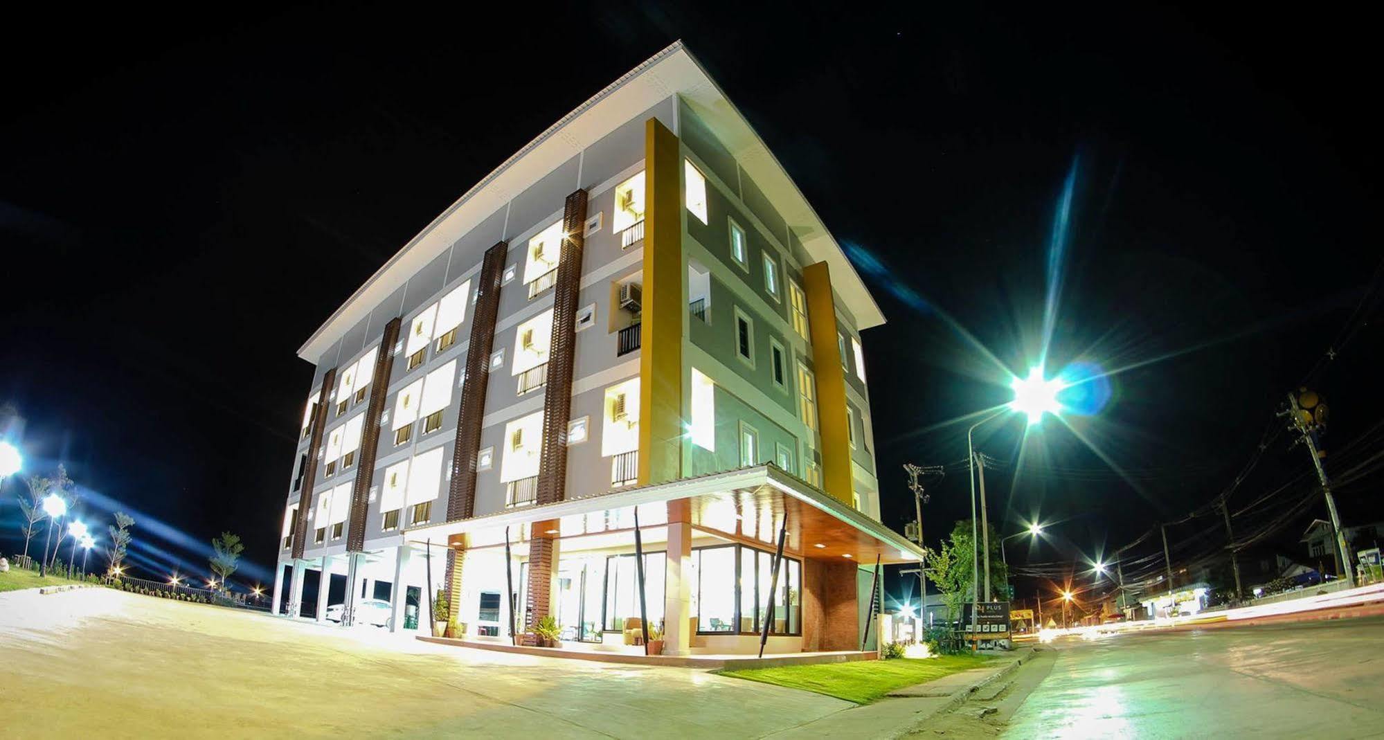 Plus Hotel Loei Eksteriør bilde